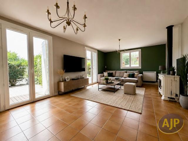 Maison vente à Lesparre-Médoc, Sainte-hélène