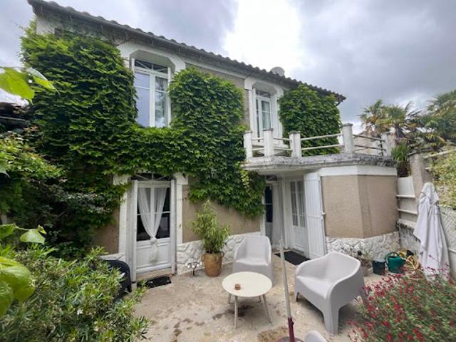 Maison vente à Confolens, Vars