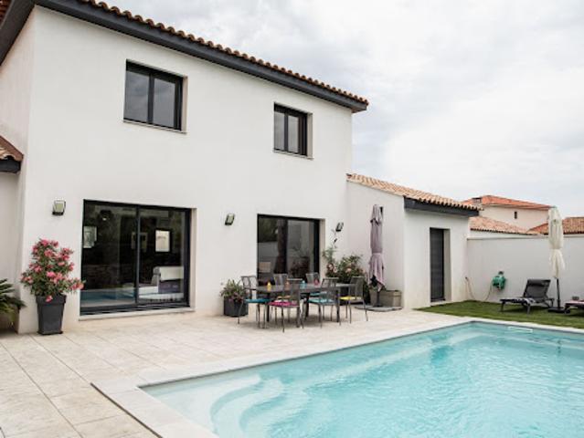Maison vente à Avignon, Châteauneuf-de-gadagne