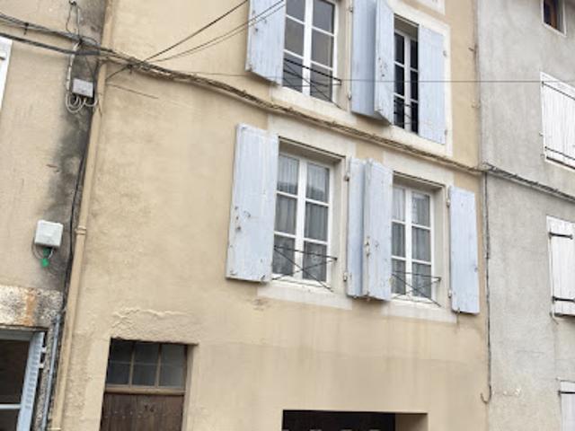 Maison vente à Confolens