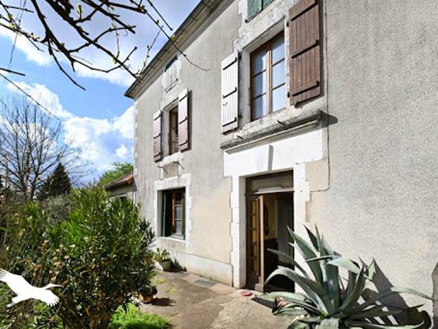 Maison vente à Angoulême, Montemboeuf