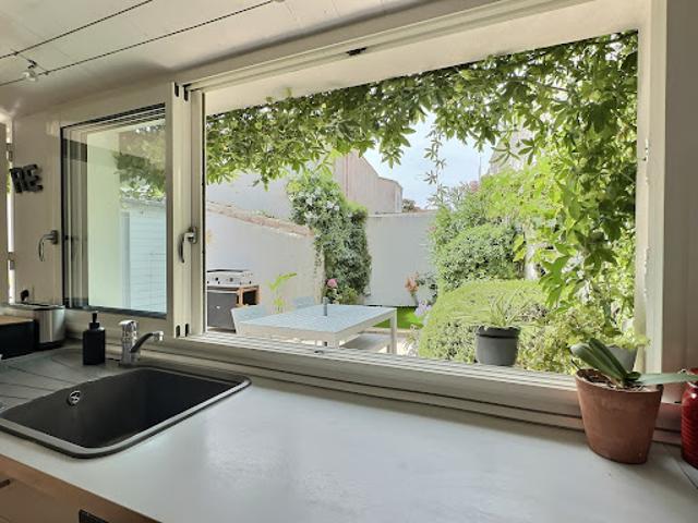 Maison vente à La Rochelle, Loix