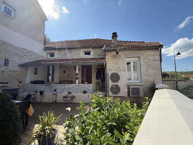 Maison vente à Montbard