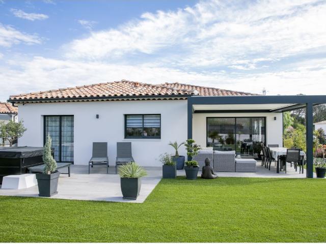 Maison vente à Tulette, Les Condamines