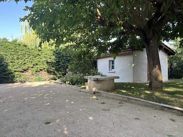 Maison vente à Bourg-en-Bresse, Auvergne-Rhône-Alpes