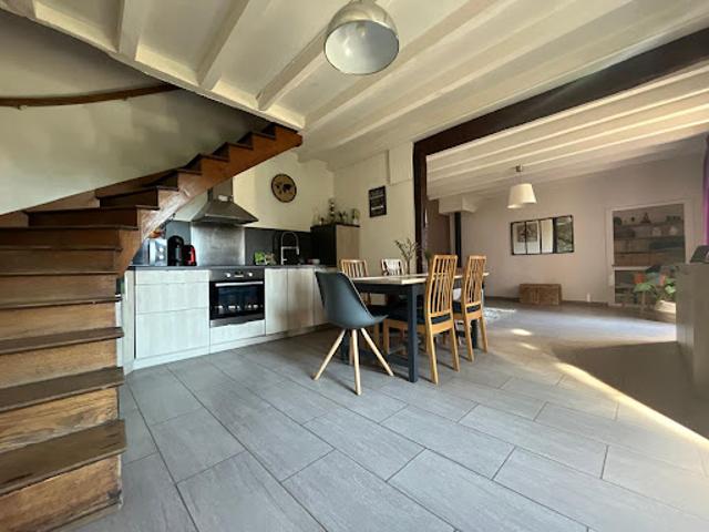 Maison vente à Besançon, Geneuille
