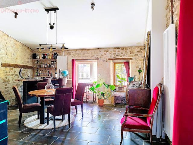 Maison vente à Les Places, Lansac