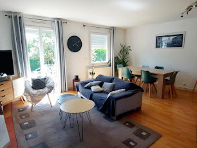 Maison vente à Laval, Saint-jean-sur-mayenne