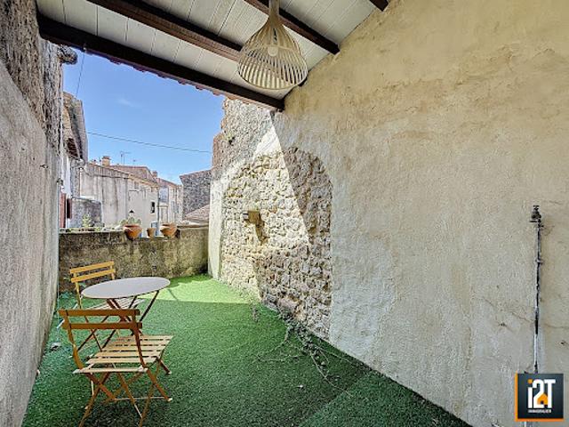 Maison vente à Nîmes, Saint-chaptes