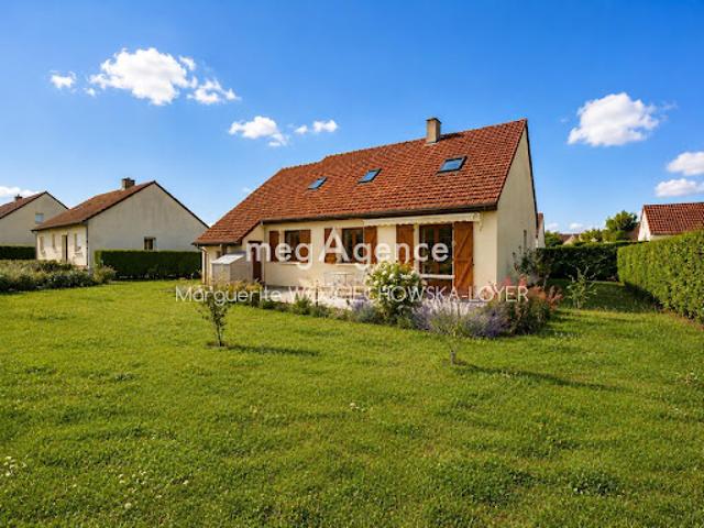 Maison vente à Groutel, Champfleur