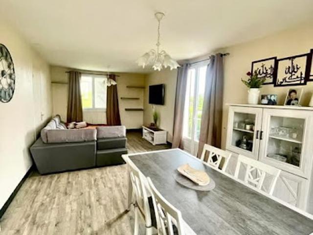 Maison vente à Laon, Coucy-le-château-auffrique