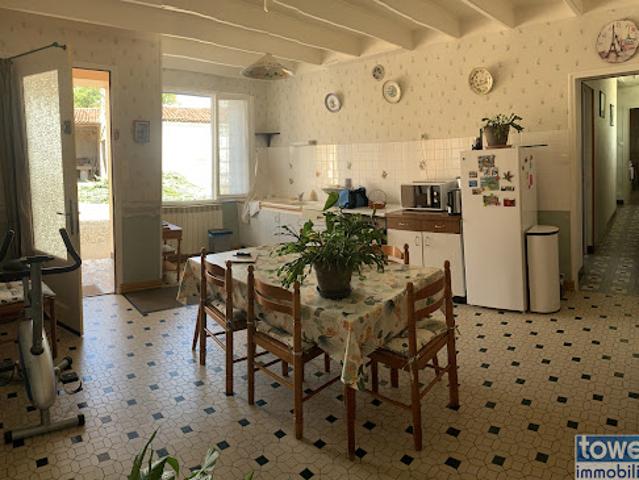 Maison vente à Saint-Jean-d'Angély, Les Touches-de-périgny