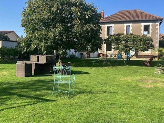 Maison vente à Confolens