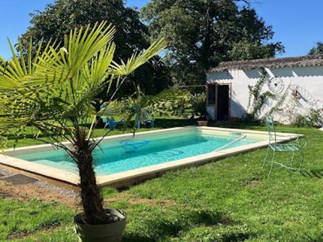 Maison vente à Confolens