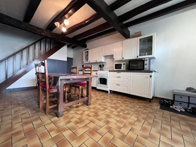 Maison vente à Angoulême, Saint-adjutory
