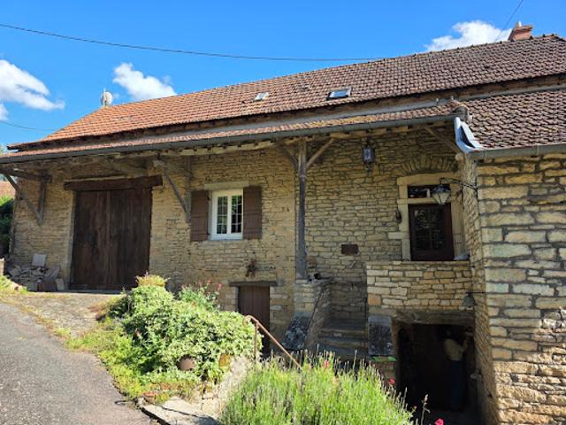 Maison vente à Mâcon, Tournus