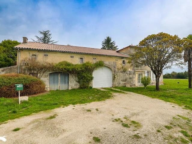 Maison vente à Lachaise, Charente