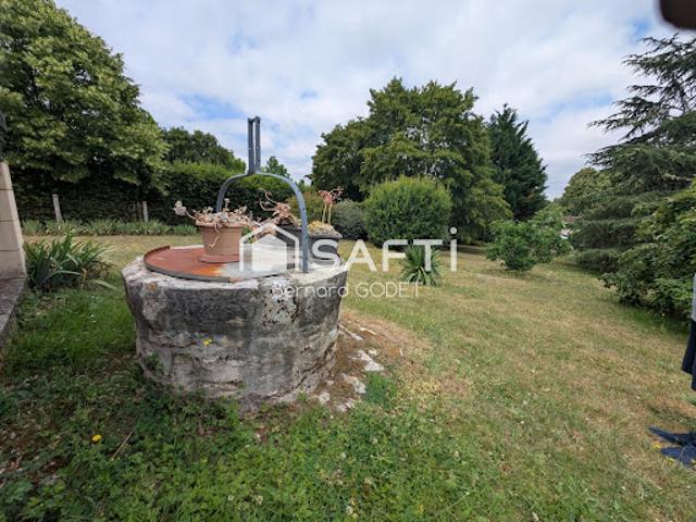 Maison vente à Confolens, Bioussac