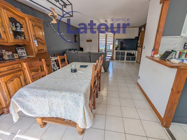 Maison vente à Dreux, Bû