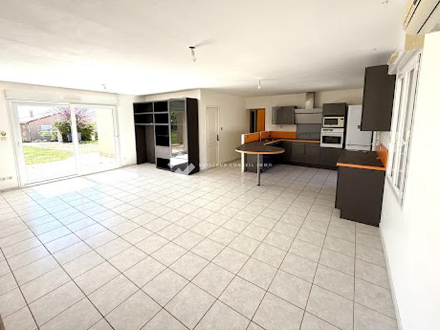 Maison vente à Poitiers, Buxerolles
