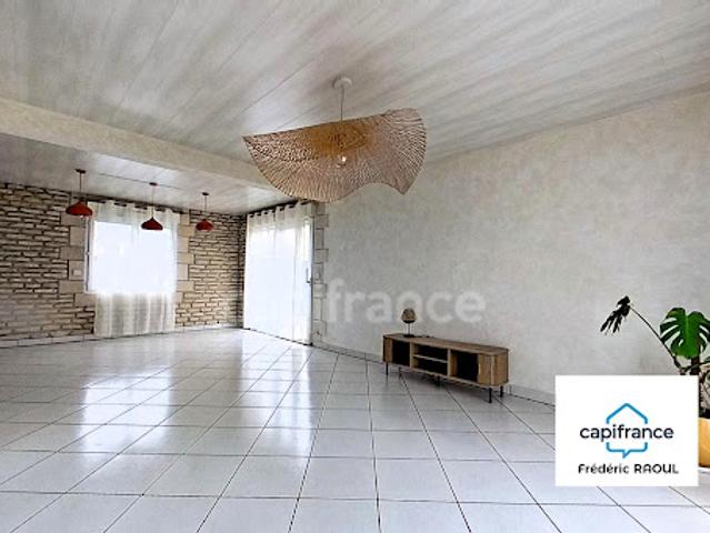 Maison vente à Bussières-lès-Belmont, Champsevraine