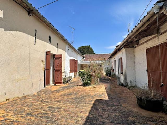 Maison vente à Le Bourg-Est, Ruch