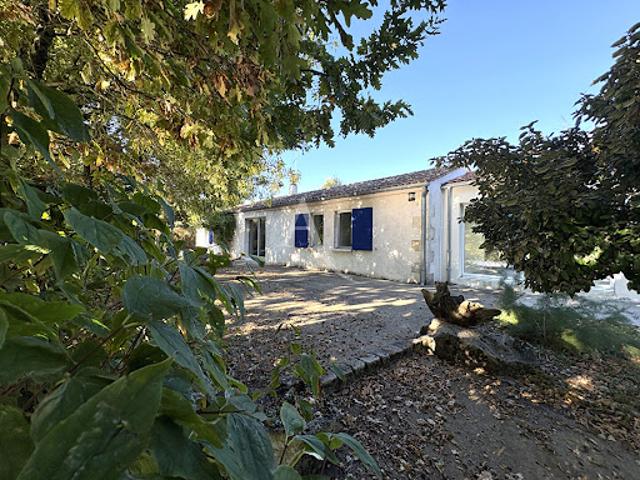 Maison vente à Fontenay-le-Comte, Velluire