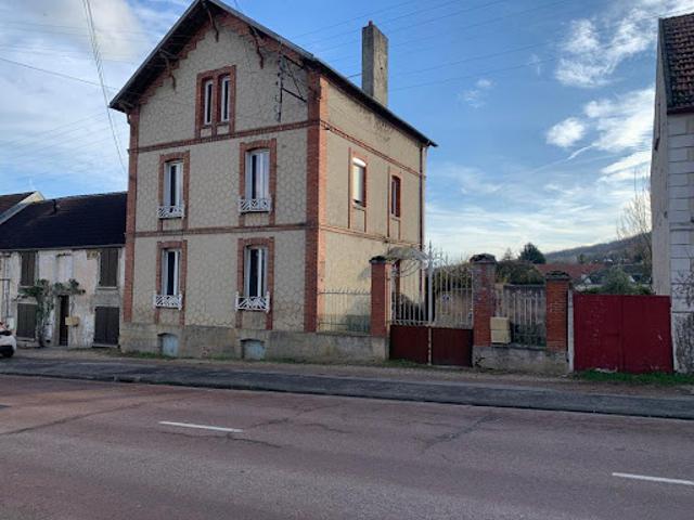 Maison vente à Château-Thierry, Crézancy