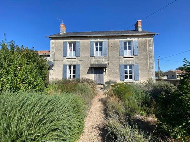 Maison vente à Saint-Jean-de-Sauves