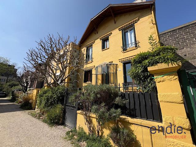 Maison vente à Les Lilas, Cité Oradour