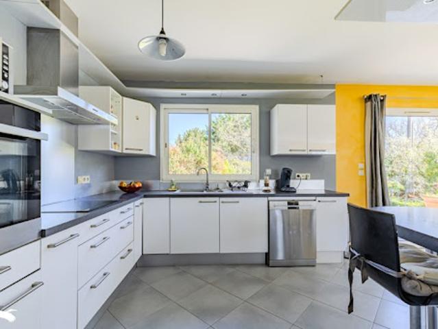 Maison vente à Bordeaux, Beychac-et-caillau