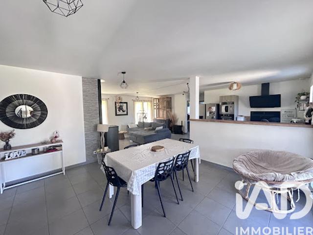 Maison vente à Langon, Cours-les-bains
