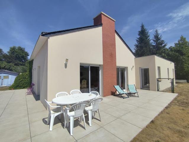 Maison vente à La Perrière, Peillac
