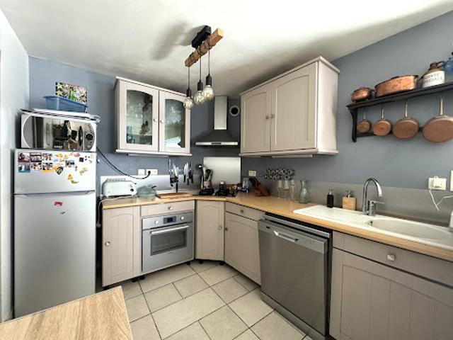 Maison vente à France métropolitaine, Saint-genès-champanelle