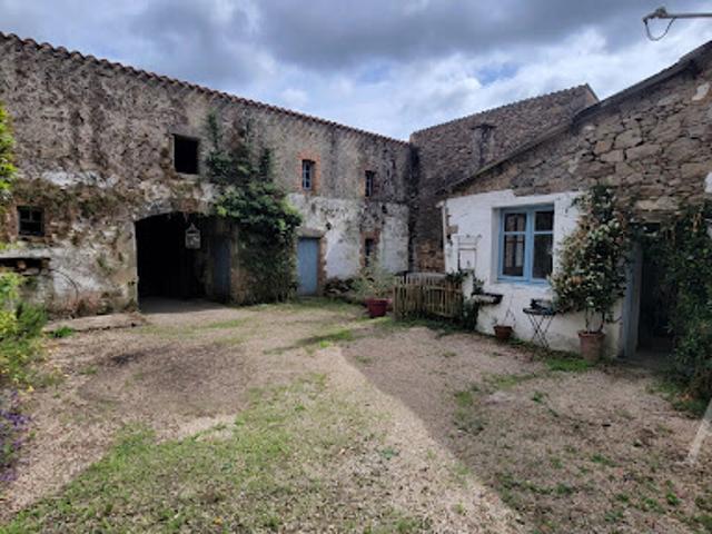 Maison vente à La Roche-sur-Yon, Saint-etienne-du-bois