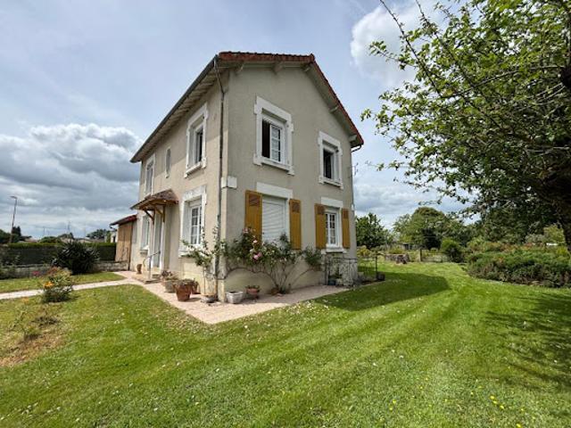 Maison vente à Bellac, Mézières-sur-issoire