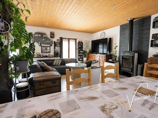 Maison vente à Saint-Jean-d'Angély, Nuaillé-sur-boutonne