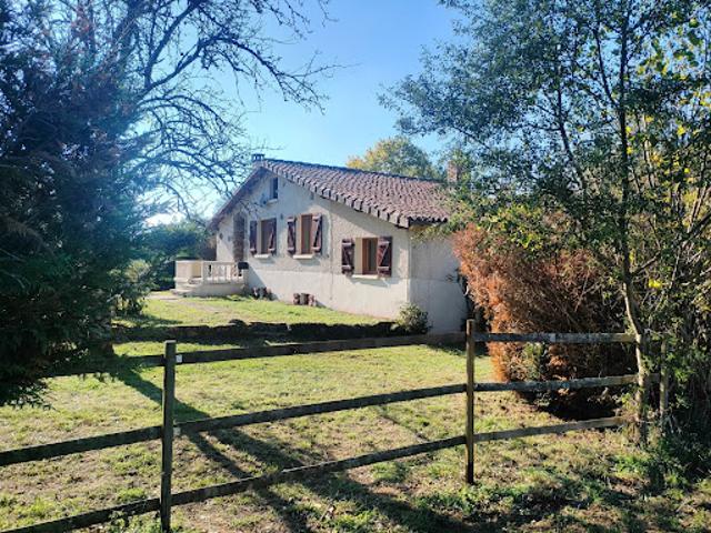 Maison vente à Rochechouart, Saint-auvent