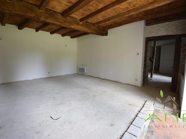 Maison vente à Confolens, Mazerolles