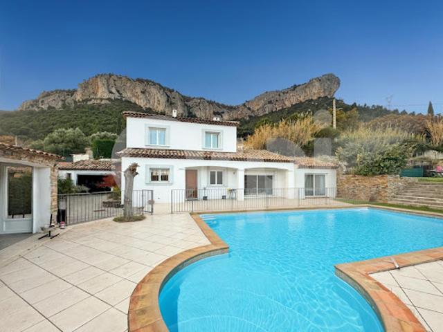 Maison vente à Arrondissement de Toulon, Le Revest-les-eaux