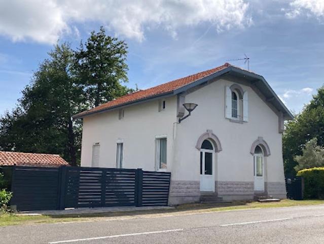 Maison vente à Mont-de-Marsan, Sabres