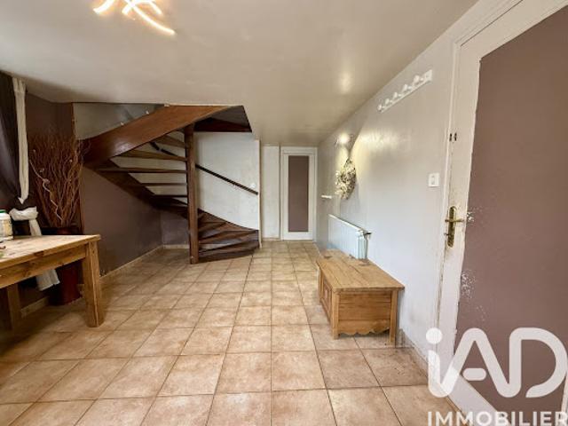 Maison vente à Auxerre, Charmoy