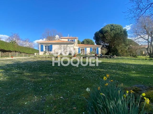 Maison vente à Rochefort, Etaules