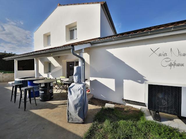Maison vente à Mâcon, Laizé