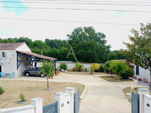 Maison vente à Saint-Jean-d'Angély, Grandjean