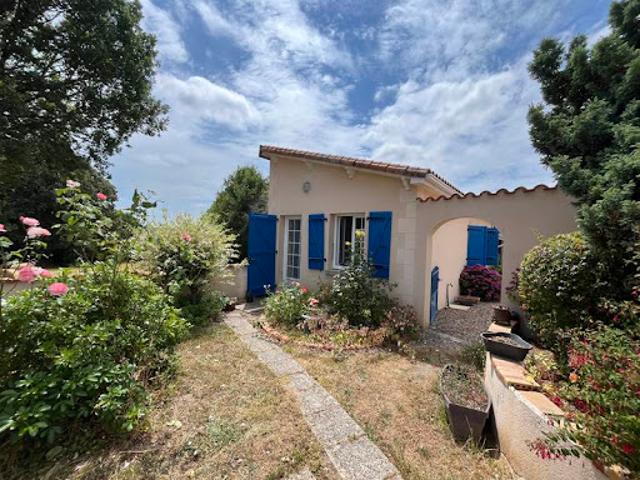Maison vente à Confolens