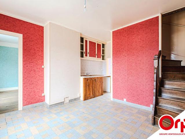 Maison vente à Vervins, Montcornet