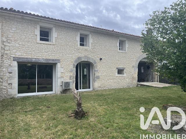Maison vente à Jonzac, Saint-martial-sur-né