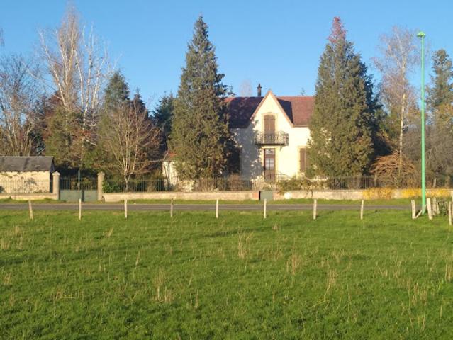 Maison vente à Nevers, Champvert