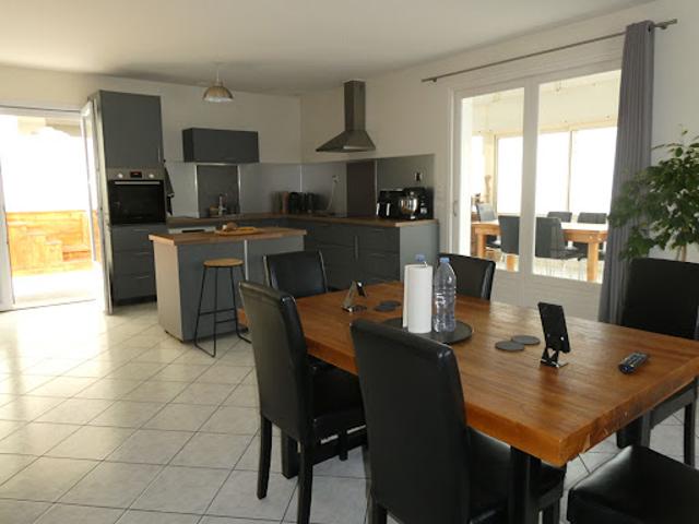 Maison vente à Zone Artisanale de la Hurline, Saint-Père-en-Retz